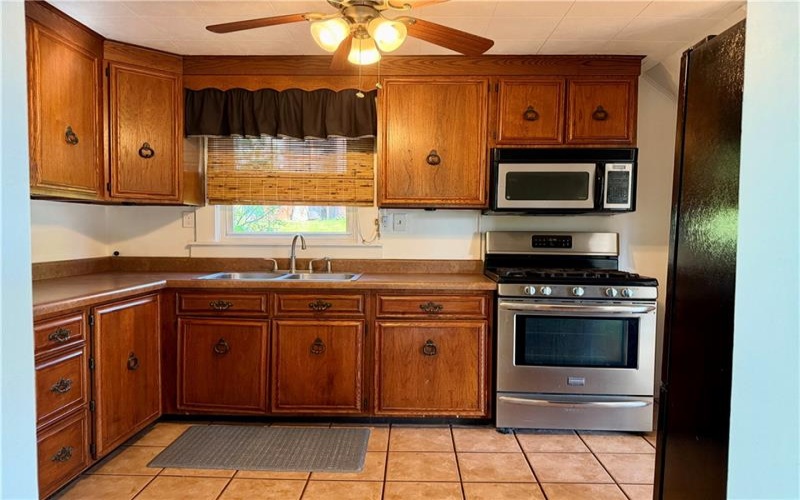 1256 Beech Street, Washington, 15301, 2 Bedrooms Bedrooms, 7 Rooms Rooms,1 BathroomBathrooms,Residential,For Sale,Beech Street,1755363