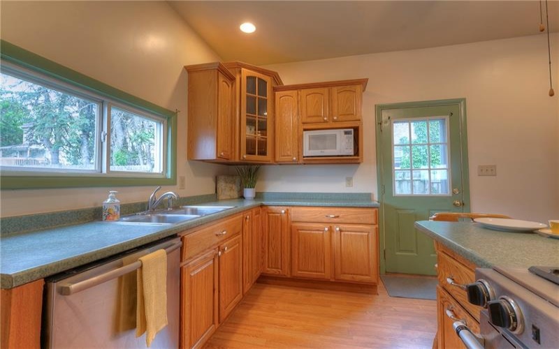 213 Grant Street, Greensburg, 15601, 2 Bedrooms Bedrooms, 5 Rooms Rooms,1 BathroomBathrooms,Residential,For Sale,Grant Street,1755564