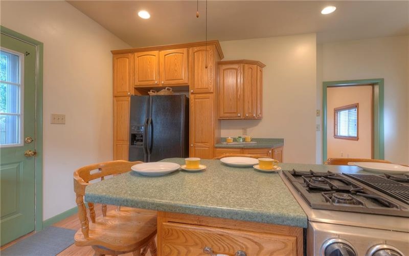 213 Grant Street, Greensburg, 15601, 2 Bedrooms Bedrooms, 5 Rooms Rooms,1 BathroomBathrooms,Residential,For Sale,Grant Street,1755564