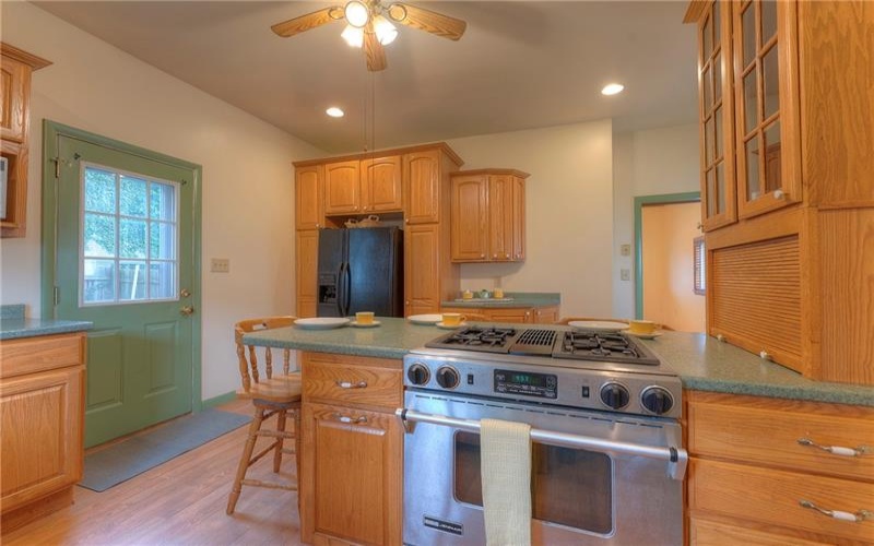 213 Grant Street, Greensburg, 15601, 2 Bedrooms Bedrooms, 5 Rooms Rooms,1 BathroomBathrooms,Residential,For Sale,Grant Street,1755564