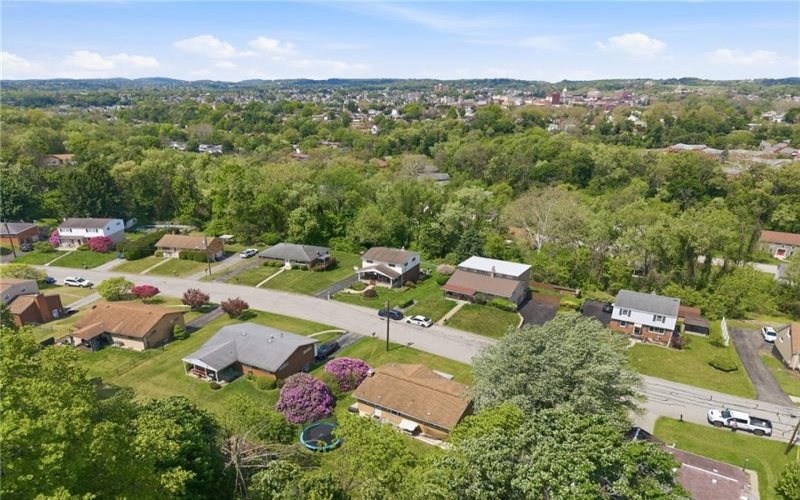 551 Hickory Dr, Greensburg, 15601, 2 Bedrooms Bedrooms, 6 Rooms Rooms,2.1 BathroomsBathrooms,Residential,For Sale,Hickory Dr,1755573