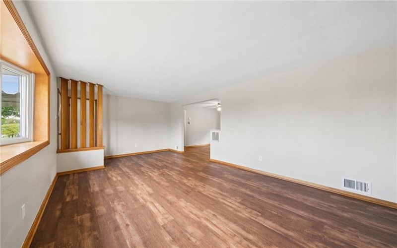 551 Hickory Dr, Greensburg, 15601, 2 Bedrooms Bedrooms, 6 Rooms Rooms,2.1 BathroomsBathrooms,Residential,For Sale,Hickory Dr,1755573
