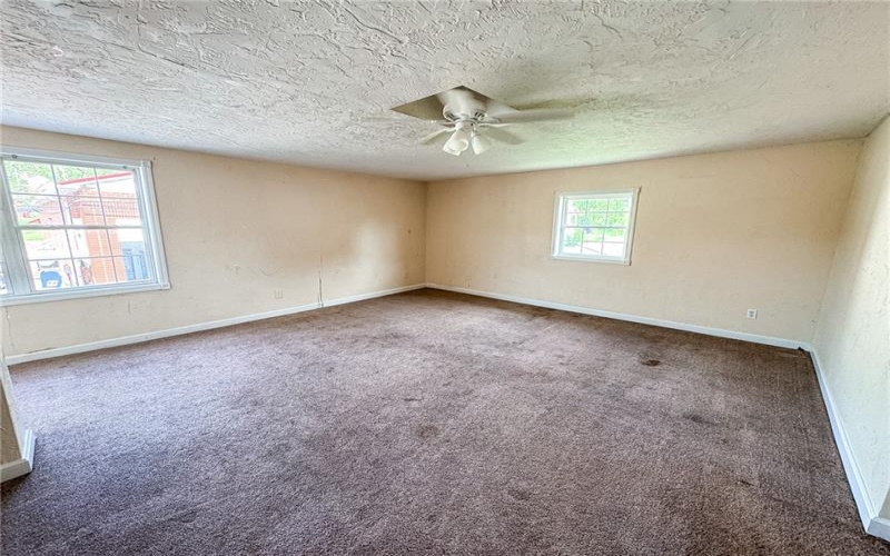 134 Highway St, Yukon, 15698, ,Multi-unit,For Sale,Highway St,1755756
