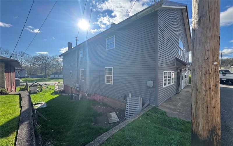 134 Highway St, Yukon, 15698, ,Multi-unit,For Sale,Highway St,1755756