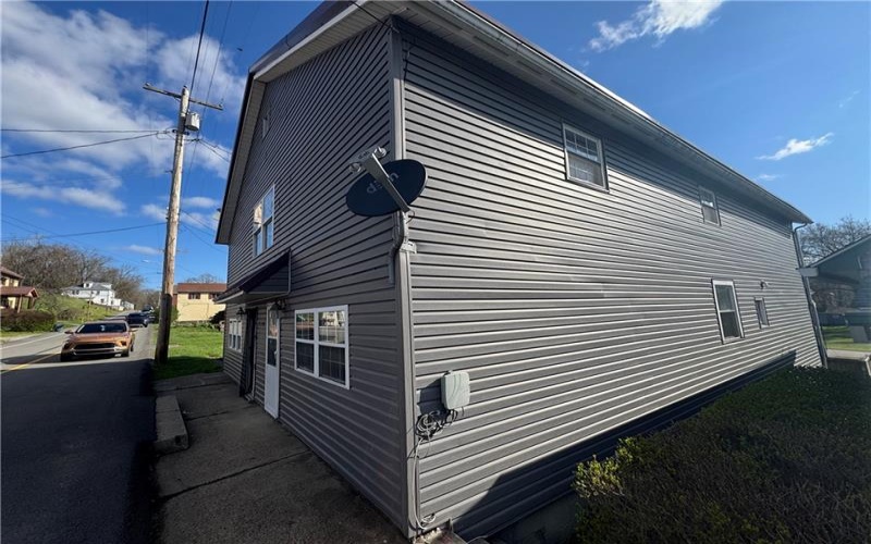 134 Highway St, Yukon, 15698, ,Multi-unit,For Sale,Highway St,1755756