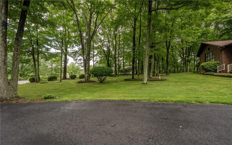 133 Windswept Dr, Latrobe, 15650, 5 Bedrooms Bedrooms, ,4.1 BathroomsBathrooms,Residential,For Sale,Windswept Dr,1755823