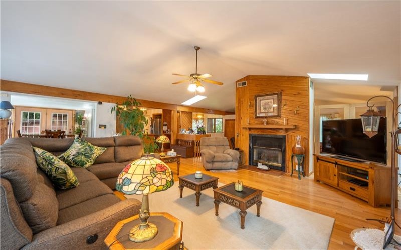 133 Windswept Dr, Latrobe, 15650, 5 Bedrooms Bedrooms, ,4.1 BathroomsBathrooms,Residential,For Sale,Windswept Dr,1755823