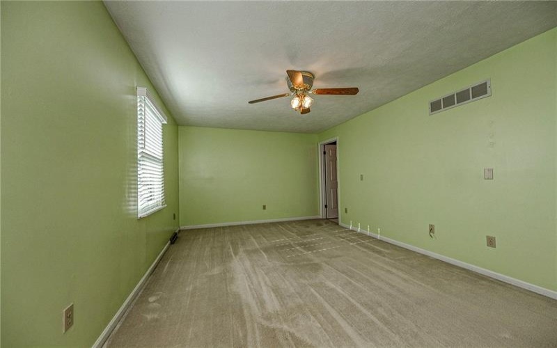 369 Nature Trail Ln, Murrysville, 15668, 3 Bedrooms Bedrooms, ,2.1 BathroomsBathrooms,Residential,For Sale,Nature Trail Ln,1757335