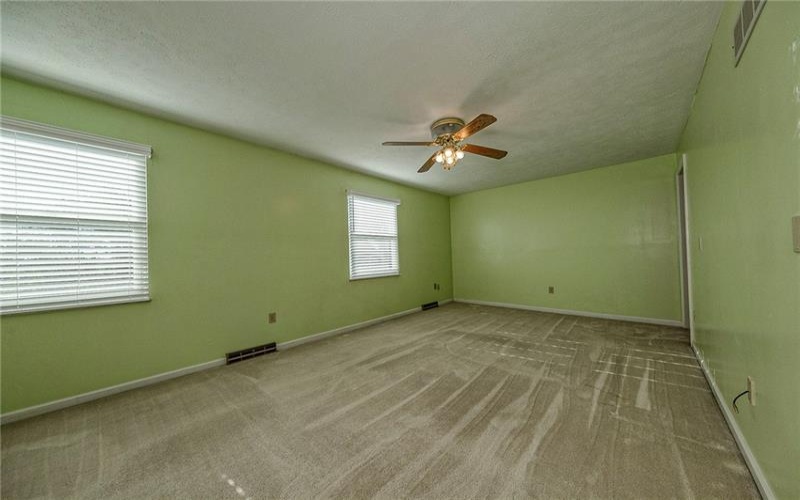 369 Nature Trail Ln, Murrysville, 15668, 3 Bedrooms Bedrooms, ,2.1 BathroomsBathrooms,Residential,For Sale,Nature Trail Ln,1757335