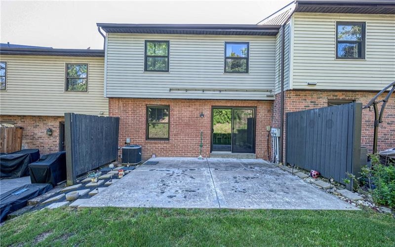 369 Nature Trail Ln, Murrysville, 15668, 3 Bedrooms Bedrooms, ,2.1 BathroomsBathrooms,Residential,For Sale,Nature Trail Ln,1757335