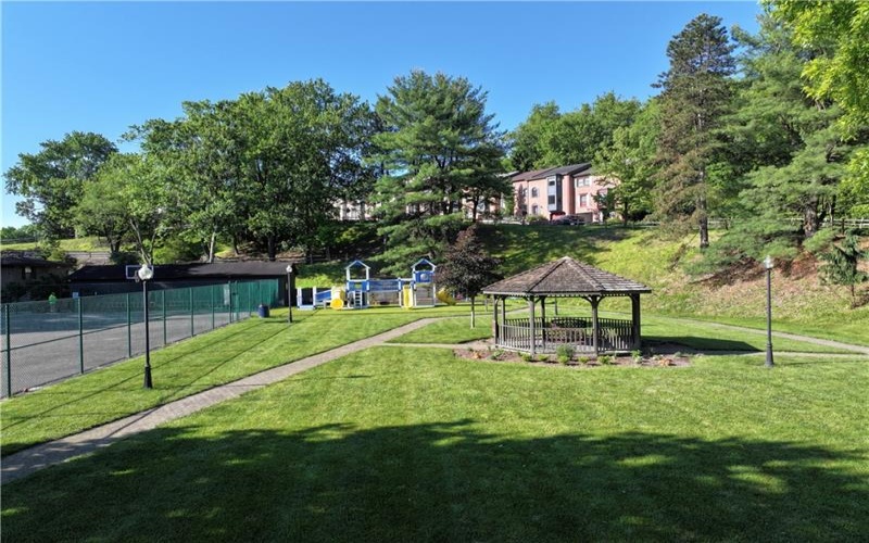369 Nature Trail Ln, Murrysville, 15668, 3 Bedrooms Bedrooms, ,2.1 BathroomsBathrooms,Residential,For Sale,Nature Trail Ln,1757335