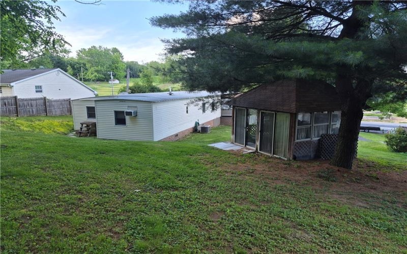 4008 Finleyville Elrama Rd, Finleyville, 15332, 3 Bedrooms Bedrooms, ,2 BathroomsBathrooms,Residential,For Sale,Finleyville Elrama Rd,1757855