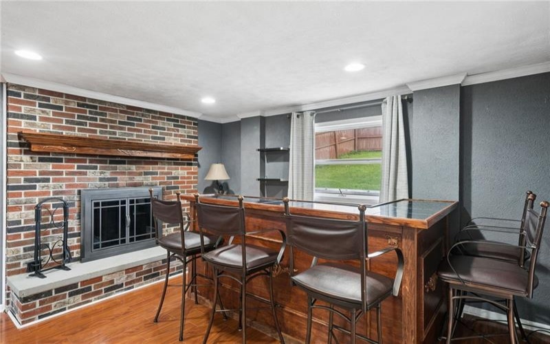 4044 Briarwood Dr, Jeannette, 15644, 3 Bedrooms Bedrooms, ,2.1 BathroomsBathrooms,Residential,For Sale,Briarwood Dr,1758365