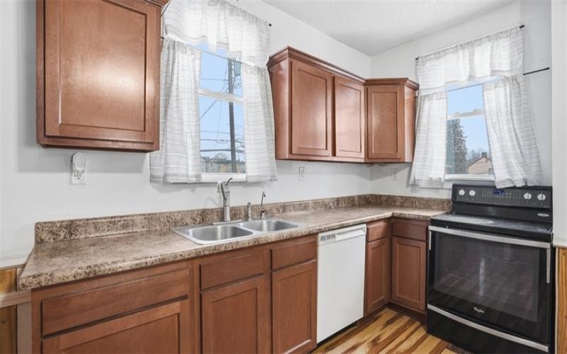 601 Mt Pleasant St, Greensburg, 15601, 3 Bedrooms Bedrooms, 6 Rooms Rooms,3 BathroomsBathrooms,Residential,For Sale,Mt Pleasant St,1758697