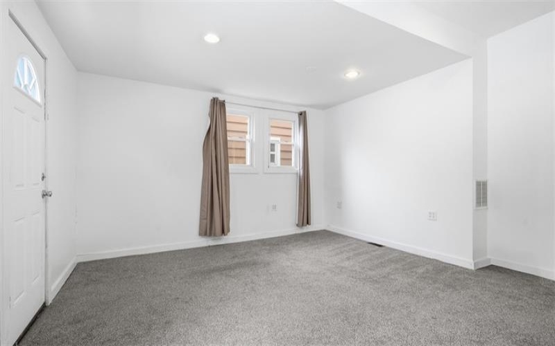 601 Mt Pleasant St, Greensburg, 15601, 3 Bedrooms Bedrooms, 6 Rooms Rooms,3 BathroomsBathrooms,Residential,For Sale,Mt Pleasant St,1758697