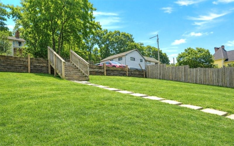 601 Mt Pleasant St, Greensburg, 15601, 3 Bedrooms Bedrooms, 6 Rooms Rooms,3 BathroomsBathrooms,Residential,For Sale,Mt Pleasant St,1758697
