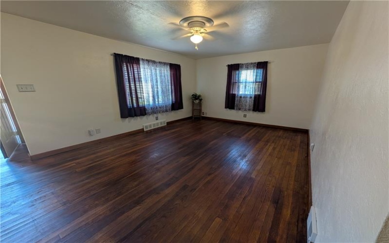 1300 Leeds Ave, Monessen, 15062, 2 Bedrooms Bedrooms, ,1.1 BathroomsBathrooms,Residential,For Sale,Leeds Ave,1758829