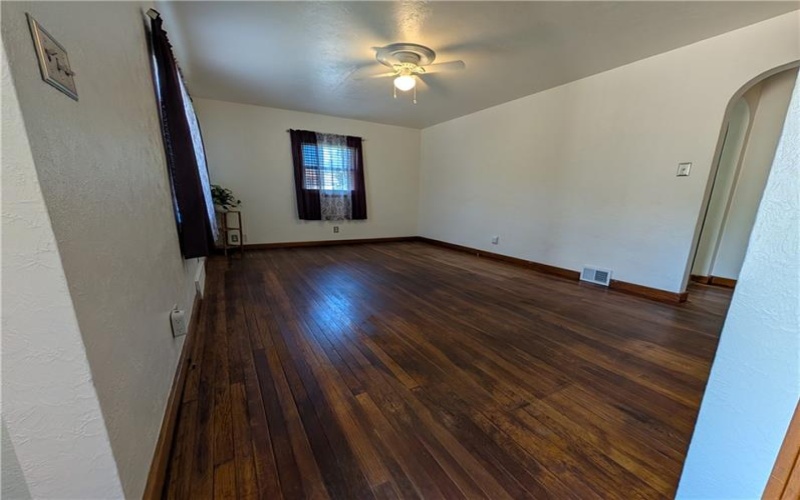 1300 Leeds Ave, Monessen, 15062, 2 Bedrooms Bedrooms, ,1.1 BathroomsBathrooms,Residential,For Sale,Leeds Ave,1758829