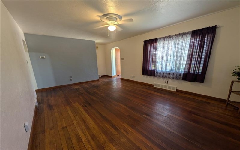 1300 Leeds Ave, Monessen, 15062, 2 Bedrooms Bedrooms, ,1.1 BathroomsBathrooms,Residential,For Sale,Leeds Ave,1758829