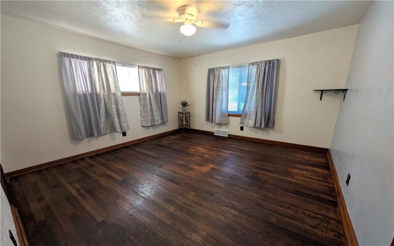 1300 Leeds Ave, Monessen, 15062, 2 Bedrooms Bedrooms, ,1.1 BathroomsBathrooms,Residential,For Sale,Leeds Ave,1758829