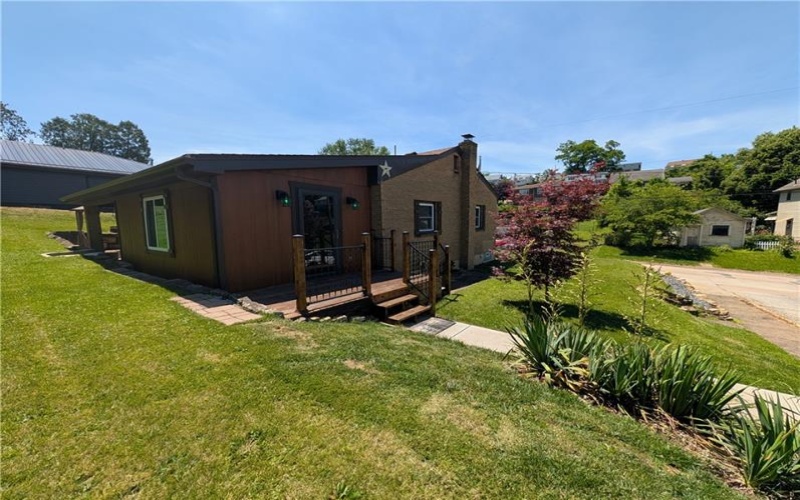 1300 Leeds Ave, Monessen, 15062, 2 Bedrooms Bedrooms, ,1.1 BathroomsBathrooms,Residential,For Sale,Leeds Ave,1758829