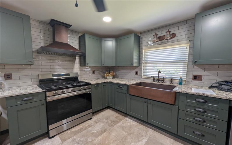 1300 Leeds Ave, Monessen, 15062, 2 Bedrooms Bedrooms, ,1.1 BathroomsBathrooms,Residential,For Sale,Leeds Ave,1758829