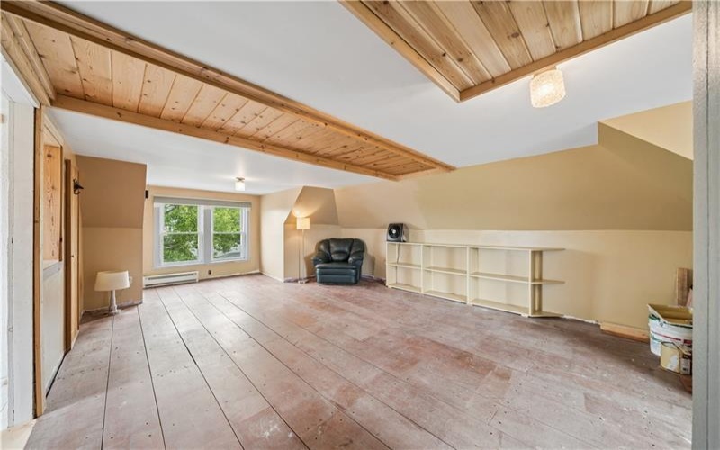 601 Walnut St, Latrobe, 15650, 3 Bedrooms Bedrooms, 10 Rooms Rooms,2.1 BathroomsBathrooms,Residential,For Sale,Walnut St,1759186