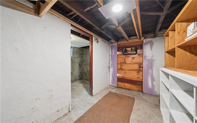 601 Walnut St, Latrobe, 15650, 3 Bedrooms Bedrooms, 10 Rooms Rooms,2.1 BathroomsBathrooms,Residential,For Sale,Walnut St,1759186