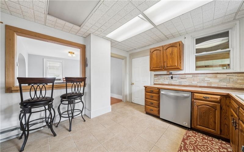 601 Walnut St, Latrobe, 15650, 3 Bedrooms Bedrooms, 10 Rooms Rooms,2.1 BathroomsBathrooms,Residential,For Sale,Walnut St,1759186