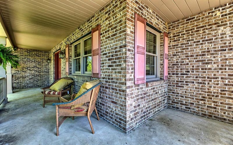 1413 Colony DRIVE, Greensburg, 15601, 4 Bedrooms Bedrooms, 10 Rooms Rooms,3.1 BathroomsBathrooms,Residential,For Sale,Colony,1759233