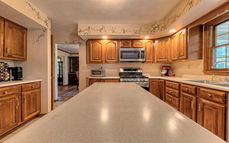 1413 Colony DRIVE, Greensburg, 15601, 4 Bedrooms Bedrooms, 10 Rooms Rooms,3.1 BathroomsBathrooms,Residential,For Sale,Colony,1759233