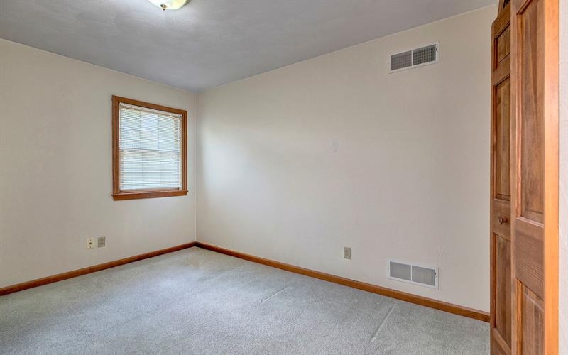 1413 Colony DRIVE, Greensburg, 15601, 4 Bedrooms Bedrooms, 10 Rooms Rooms,3.1 BathroomsBathrooms,Residential,For Sale,Colony,1759233