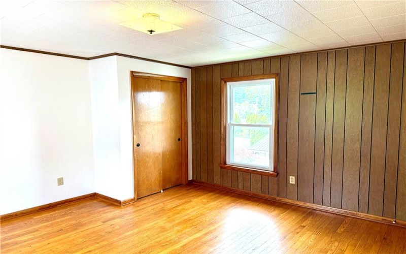 413 4TH STREET, Smithton, 15479, 2 Bedrooms Bedrooms, 6 Rooms Rooms,1 BathroomBathrooms,Residential,For Sale,4TH STREET,1759837