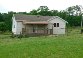 27 Community Avenue, Uniontown, 15401, 2 Bedrooms Bedrooms, ,1 BathroomBathrooms,Residential,For Sale,Community Avenue,1759936