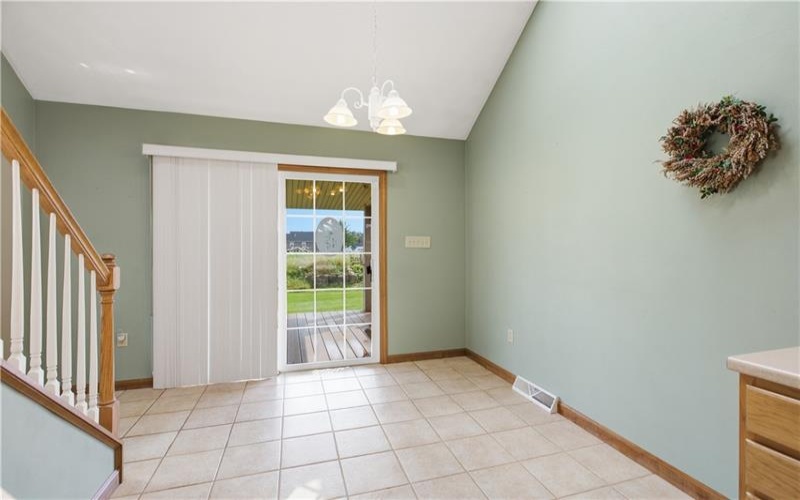 1027 Blackthorne Dr, Jeannette, 15644, 4 Bedrooms Bedrooms, ,3.1 BathroomsBathrooms,Residential,For Sale,Blackthorne Dr,1760976