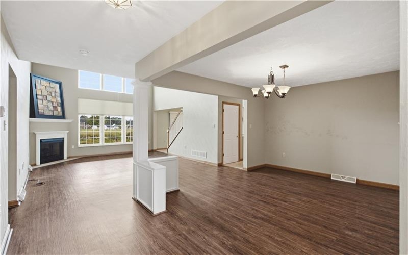 1027 Blackthorne Dr, Jeannette, 15644, 4 Bedrooms Bedrooms, ,3.1 BathroomsBathrooms,Residential,For Sale,Blackthorne Dr,1760976