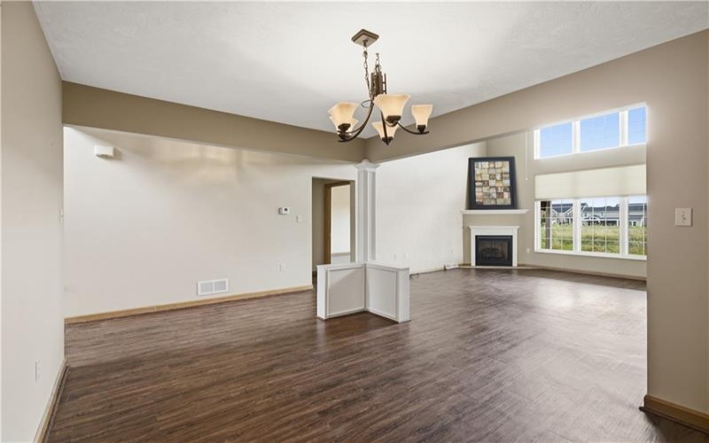 1027 Blackthorne Dr, Jeannette, 15644, 4 Bedrooms Bedrooms, ,3.1 BathroomsBathrooms,Residential,For Sale,Blackthorne Dr,1760976