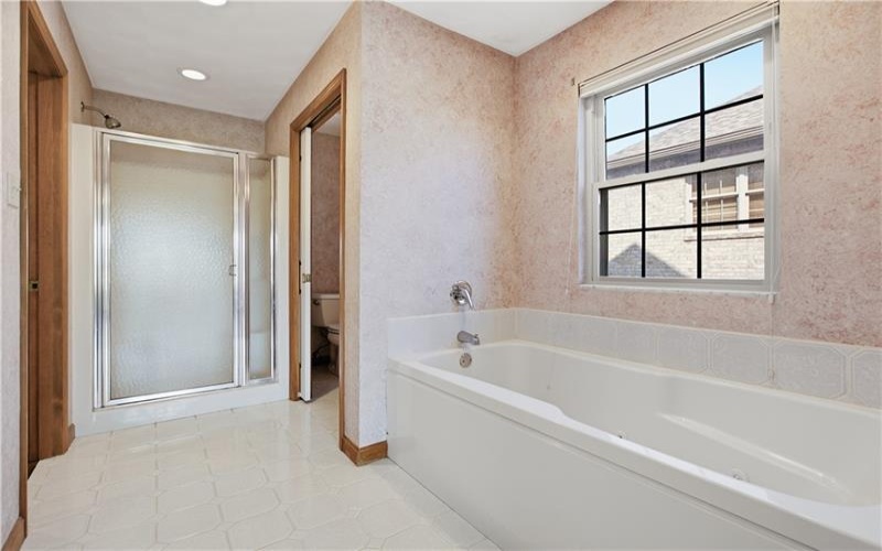 1027 Blackthorne Dr, Jeannette, 15644, 4 Bedrooms Bedrooms, ,3.1 BathroomsBathrooms,Residential,For Sale,Blackthorne Dr,1760976