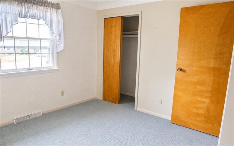 1092 Williams Dr, Belle Vernon, 15012, 3 Bedrooms Bedrooms, 6 Rooms Rooms,2.1 BathroomsBathrooms,Residential,For Sale,Williams Dr,1761006