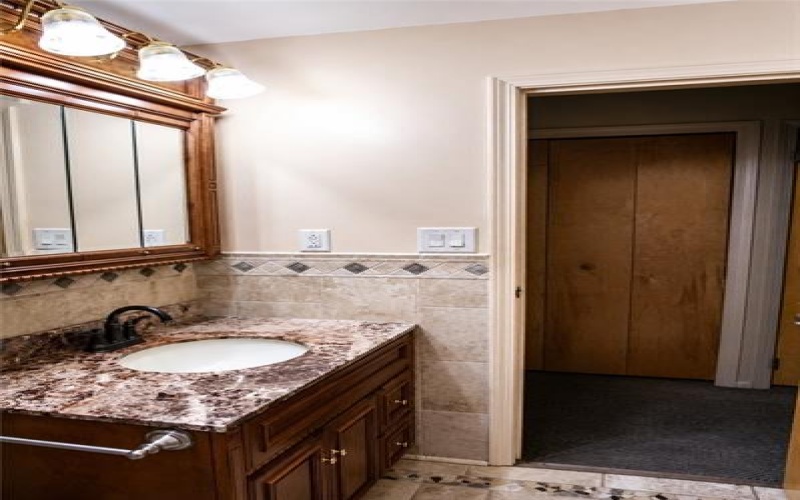 1092 Williams Dr, Belle Vernon, 15012, 3 Bedrooms Bedrooms, 6 Rooms Rooms,2.1 BathroomsBathrooms,Residential,For Sale,Williams Dr,1761006