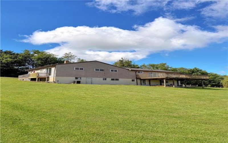621 Washington Pike, Avella, 15312, 3 Bedrooms Bedrooms, 3 Rooms Rooms,2 BathroomsBathrooms,Residential,For Sale,Washington Pike,1761224