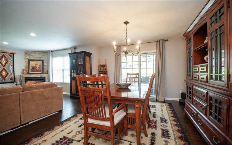 2000 St Andrews Ct, Jeannette, 15644, 2 Bedrooms Bedrooms, 8 Rooms Rooms,2.2 BathroomsBathrooms,Residential,For Sale,St Andrews Ct,1761421