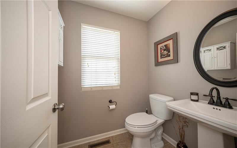 2000 St Andrews Ct, Jeannette, 15644, 2 Bedrooms Bedrooms, 8 Rooms Rooms,2.2 BathroomsBathrooms,Residential,For Sale,St Andrews Ct,1761421