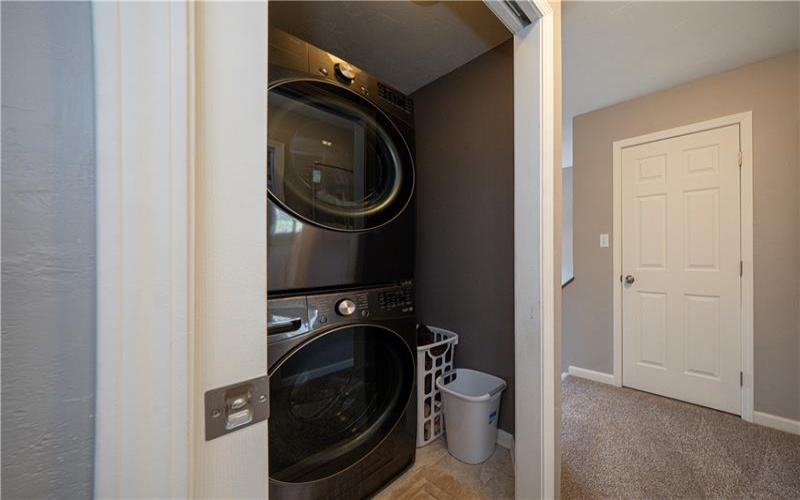 2000 St Andrews Ct, Jeannette, 15644, 2 Bedrooms Bedrooms, 8 Rooms Rooms,2.2 BathroomsBathrooms,Residential,For Sale,St Andrews Ct,1761421