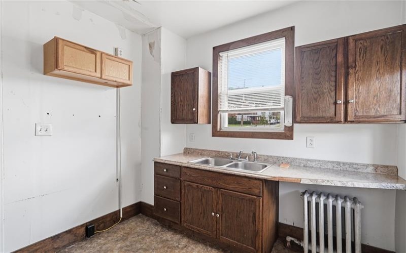 400 Spring St, Brownsville, 15417, 3 Bedrooms Bedrooms, 7 Rooms Rooms,1 BathroomBathrooms,Residential,For Sale,Spring St,1761780