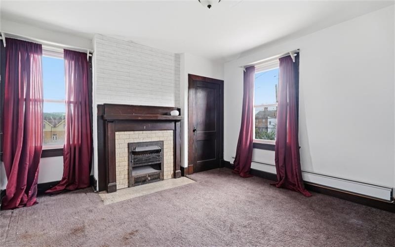 400 Spring St, Brownsville, 15417, 3 Bedrooms Bedrooms, 7 Rooms Rooms,1 BathroomBathrooms,Residential,For Sale,Spring St,1761780