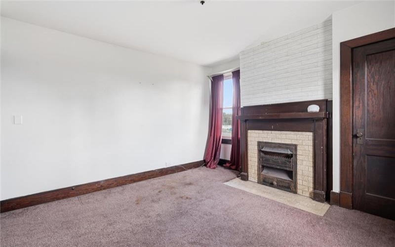 400 Spring St, Brownsville, 15417, 3 Bedrooms Bedrooms, 7 Rooms Rooms,1 BathroomBathrooms,Residential,For Sale,Spring St,1761780