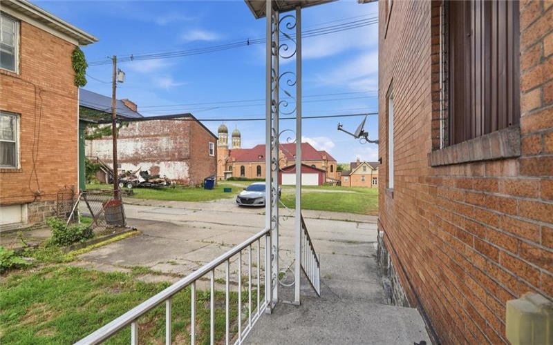 400 Spring St, Brownsville, 15417, 3 Bedrooms Bedrooms, 7 Rooms Rooms,1 BathroomBathrooms,Residential,For Sale,Spring St,1761780