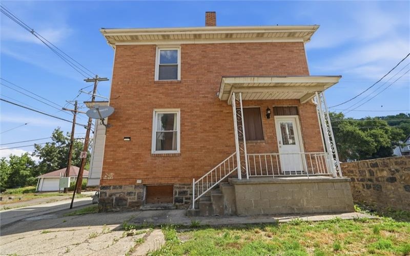 400 Spring St, Brownsville, 15417, 3 Bedrooms Bedrooms, 7 Rooms Rooms,1 BathroomBathrooms,Residential,For Sale,Spring St,1761780