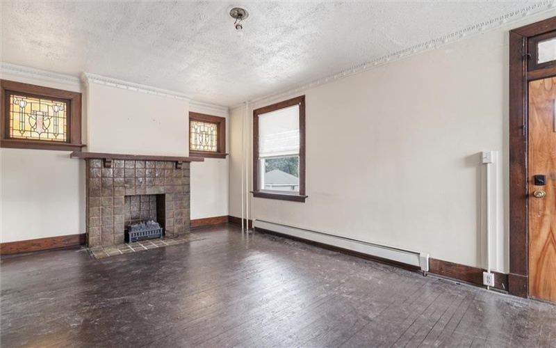 400 Spring St, Brownsville, 15417, 3 Bedrooms Bedrooms, 7 Rooms Rooms,1 BathroomBathrooms,Residential,For Sale,Spring St,1761780
